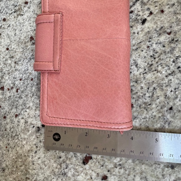 Lucas Slim Leather Wallet from AMERICAN LEATHER CO. - Picture 9 of 9